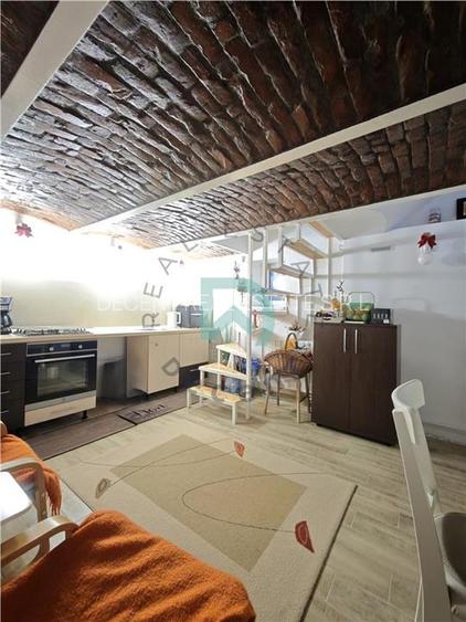 Casa 3 camere de vanzare,  Brasovul Vechi - 21