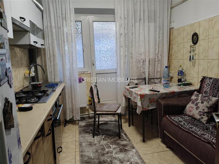 2 camere Radu Negru, parter, cu imbunatatiri - 4