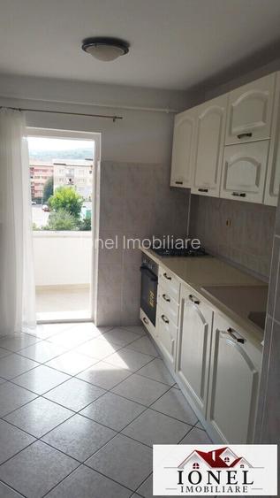 Vanzare apartament doua camere Alba Iulia, Cetate - 2