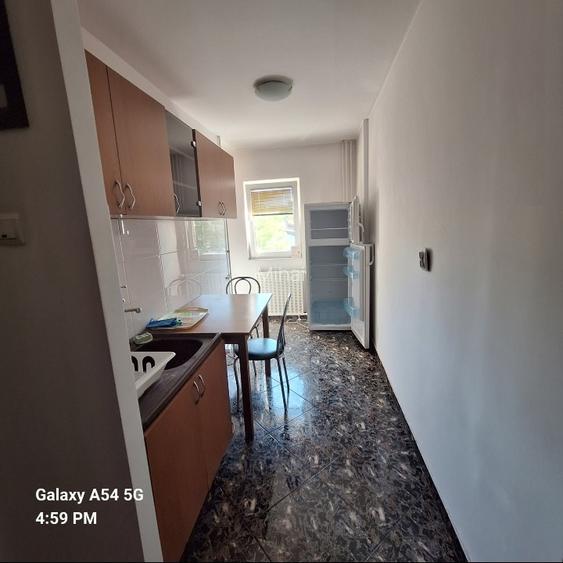 Direct proprietar ofer garsoniera spre inchiriere langa rond Alba Iulia 390 euro - 5