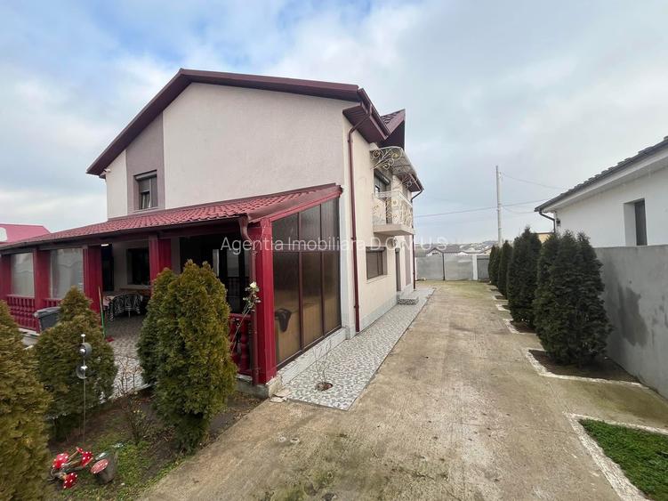 Casa P+E+MNS Sendreni, renovata, mobilata - 10