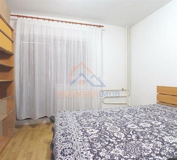 3 camere parc Sebastian, 2 balcoane - 3