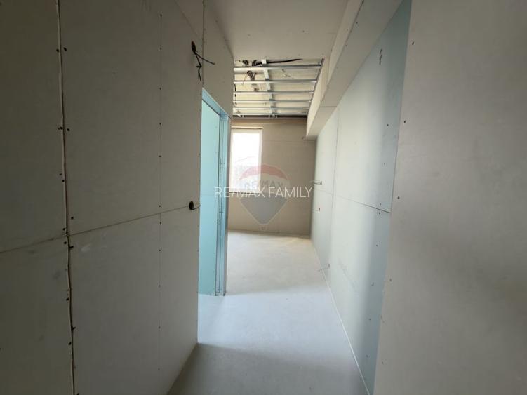 Hotel*** cu 48 camere de vânzare Calea Borsului/CT Park/ CET - 17