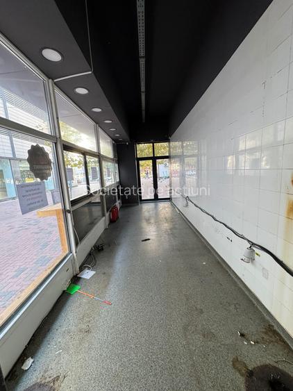 Spatiu Comercial de inchiriat pe Bd. Corneliu Coposu nr. 2, Pret Negociabil - 2