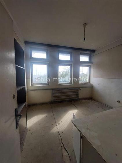 SPATIU PENTRU CAZARE/  BIROURI ZONA INDUSTRIALA ONESTI - 9