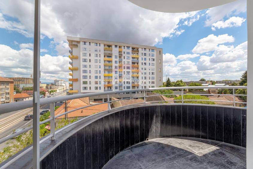 Apartament modern cu 3 camere de închiriat  - Podgoria - 11