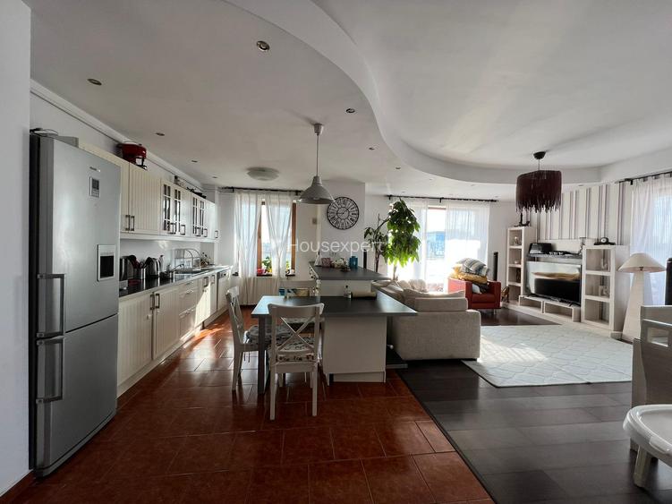 3 camere, 160 mp, Cartierul Francez – Virgil Madgearu | Etaj 6/7 | 2 locuri par - 14