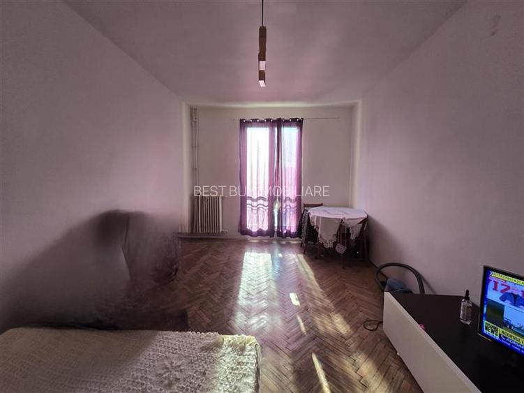 AP.2 CAM.DECOM, ET.2/3 BOXA BLOC RUSESC BUCURESTII NOI METROU BAZILESCU - 3