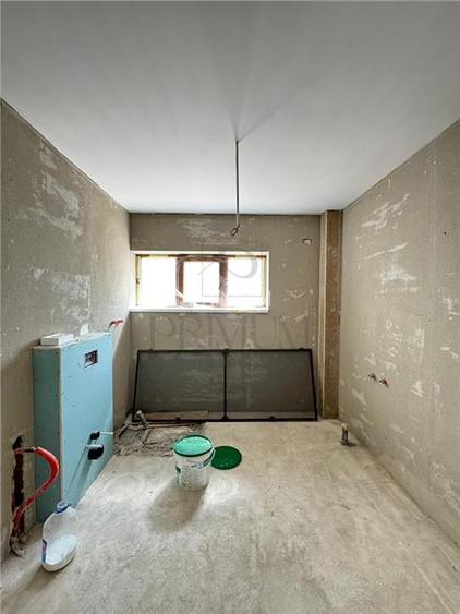 Fratelia - 3 Camere - 2 Bai - 2 Balcoane - Etaj 1 - Spatios - Loc de parcare - F - 7