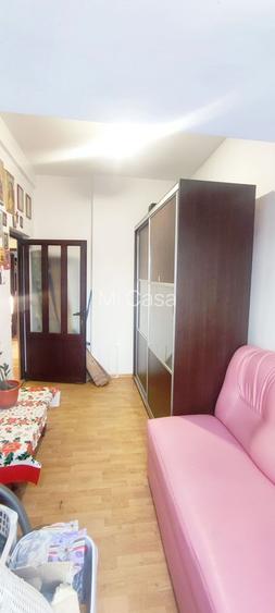 Apartament cu 3 camere in Craiter - 2