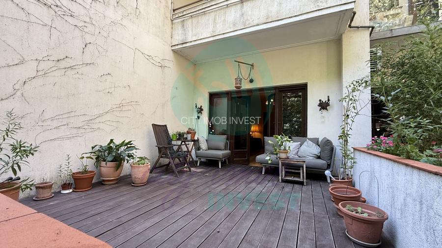 Apartament interbelic cu grădină și garaj - 11