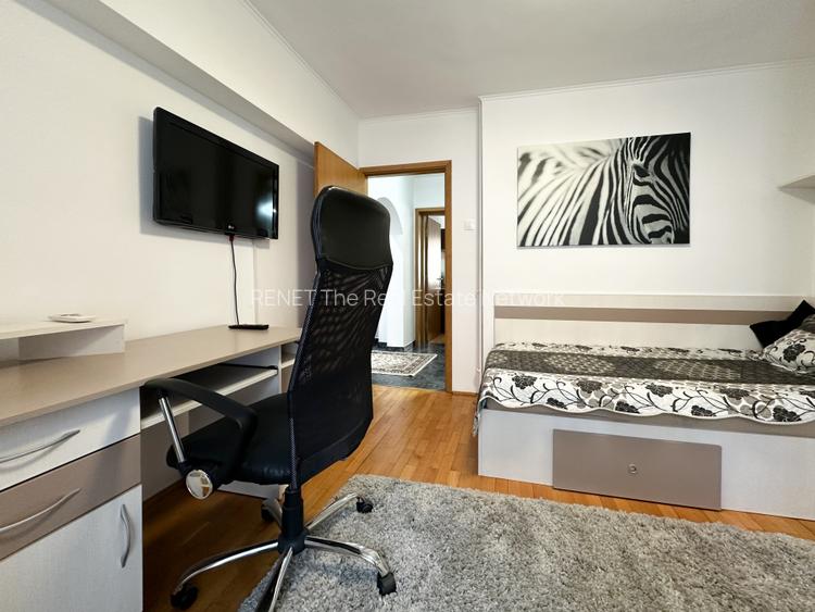 3 camere | 2 bai | Etaj 4 | Pasajul Mărășești | Unirii | 9 min Metrou - 15