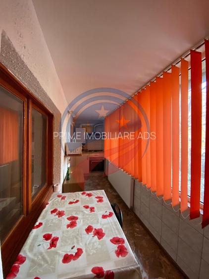 CHIRIE AP 2 CAMERE ROVINE CU CENTRALA - 4