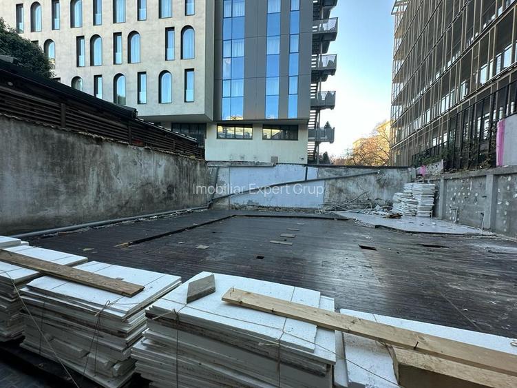 Zona Romana Amzei Demisol 82 mp fost Club curte - 3