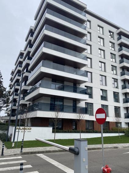 Apartament premium, parcare inclusa. Management profesional.