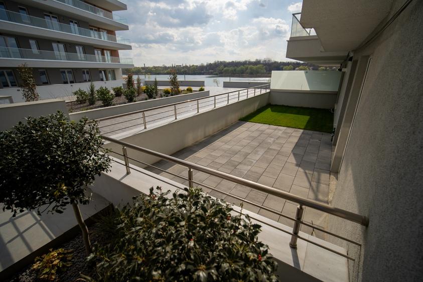 Apartament3 camere cu gradina de 31 mp-Lebada Lake Residence+1 parcare subteran