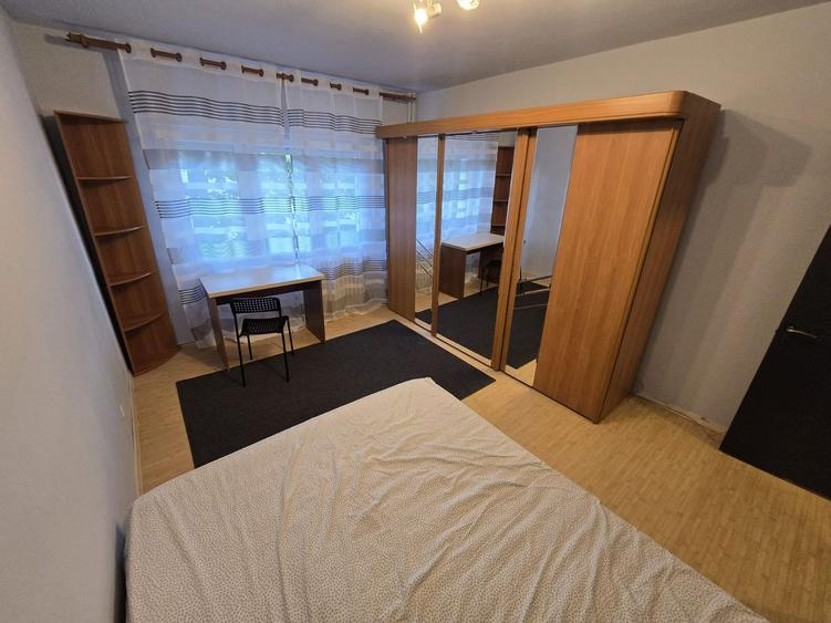 Apartament cu 2 camere de închiriat în Complexul Studențesc