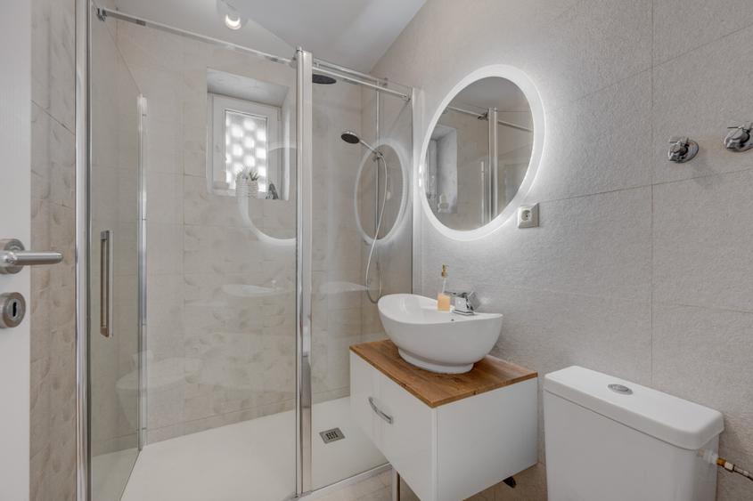 Apartament de 2 camere complet renovat, 5 min de metrou Obor!