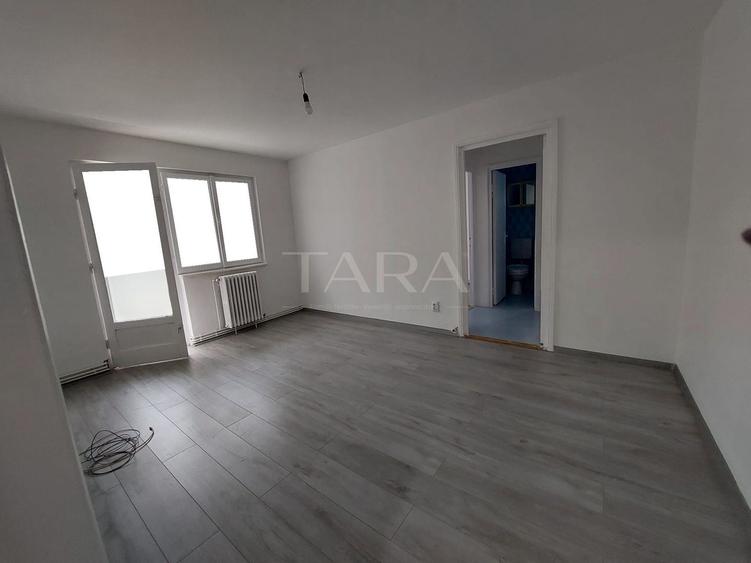 Apartament 2 camere renovat, etaj intermediar, Mănăștur.