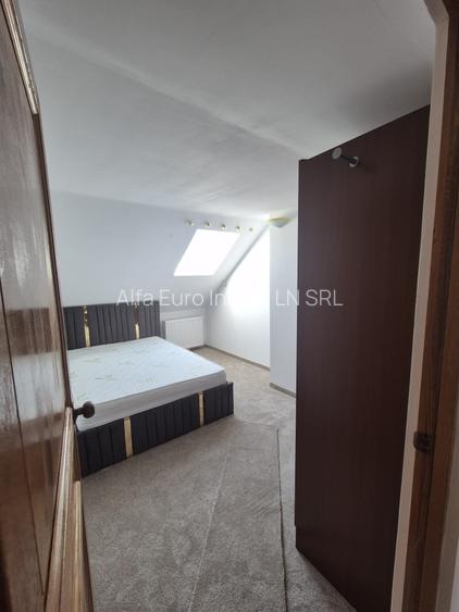 Apartament la casa, 4 camere in Schei - 6