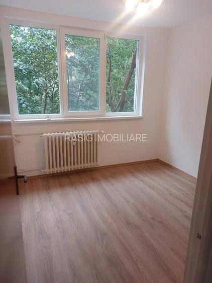 Vanzare apartament 4 camere Parc Moghioros - 5