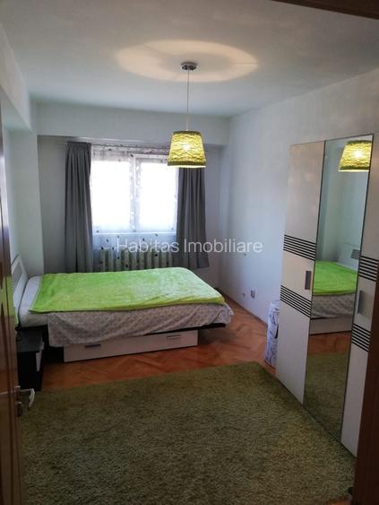 Apartament 3 camere de inchiriat, etaj 2, 87 mp,  Piața Cipariu - 5