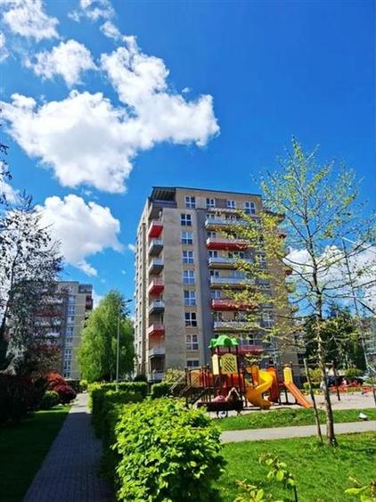 Inchiriem Apartament 2 Camere, Mobilat, Studio, Tractorul