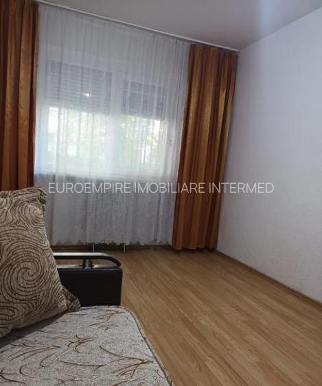 Apartament 2 camere de vanzare zona Km 4-5 - 3