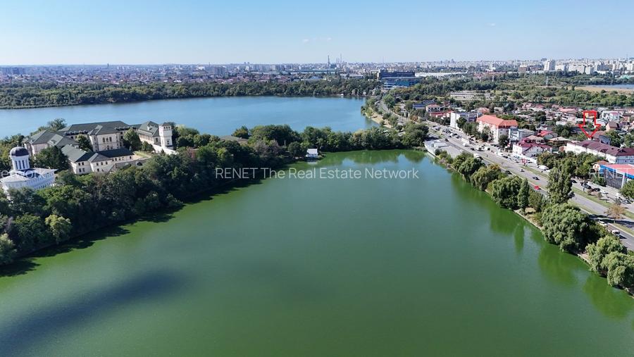 Teren de casa langa lac si metrou - 2