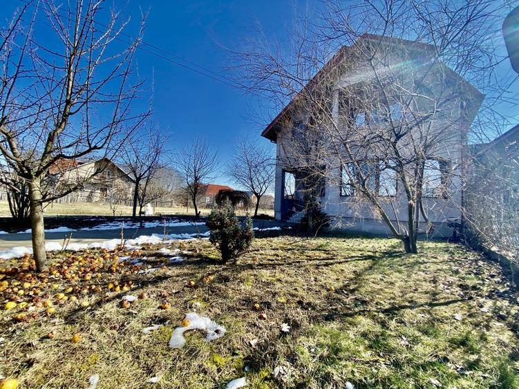 Vanzare Casa P+1 cu teren 450 mp, in Targoviste, zona Ulmi