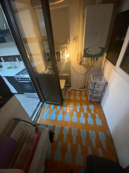 Vanzare apartament 3 cam cf 1 dec et 3/8 mobilat Margeanului sector 5