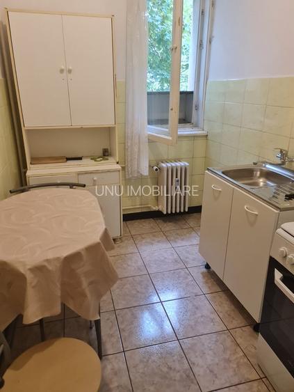 Apartament cu 2 camere - zona Tudor Vladimirescu - 9