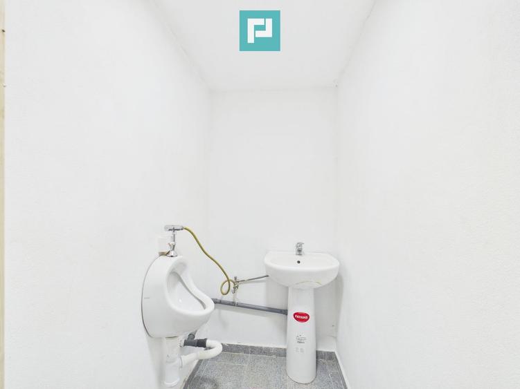 Apartament trei camere strada Cozia