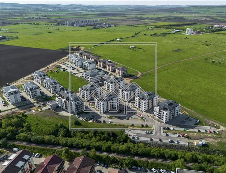 Apartament 3 camere, 72 mp utili, bloc nou, lift, boxa la subsol