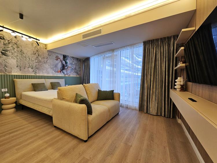 Rezidenta cu priveliste la mare in Titanic White Resort