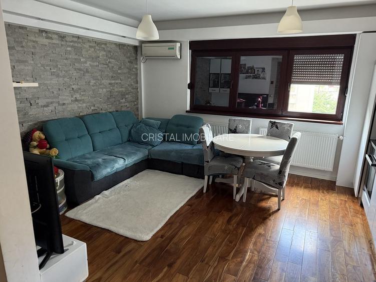 Apartament de vânzare, 2 camere Cismigiu, decomandat, mobilat, reabilitat - 2