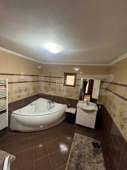 De vânzare casa  250mp, teren 625 ,  în zona Lazuri - 5