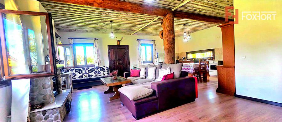 Cabane cu 7 camere de vanzare in Albac