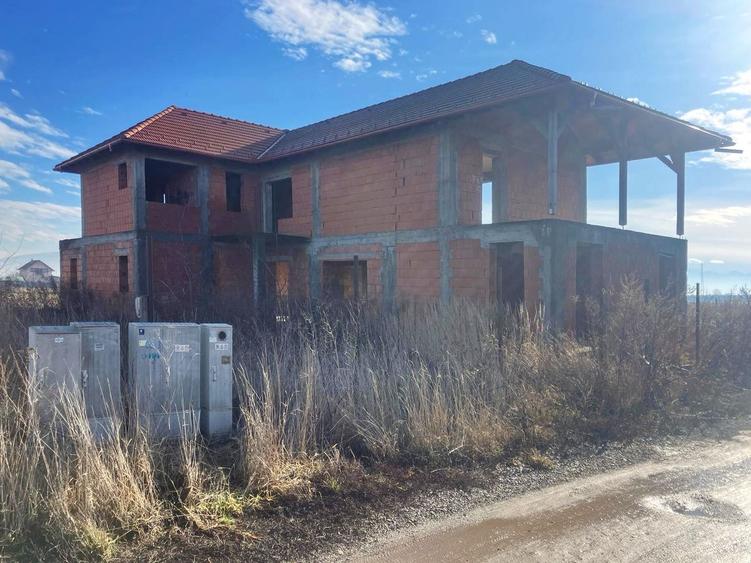 Vanzare Casa LA Rosu Harman