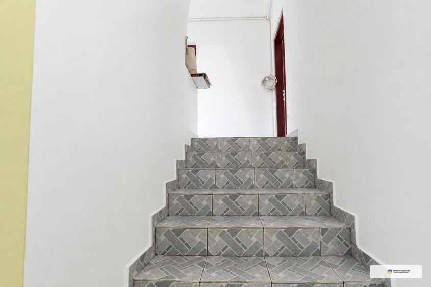 Apartament 4 camere duplexuri , 93 mp