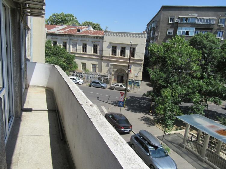 Vanzare 3 camere ULTRACENTRAL, B-dul Dacia cu Calea Victoriei