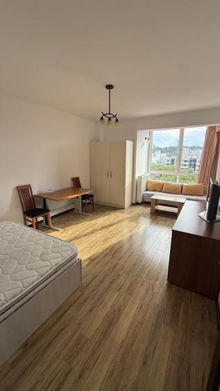 Ap spațios cu o cameră+balcon | Pța Mihai Viteazul-zona semicentrala