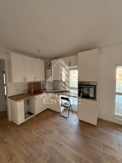 Apartament 2 camere, semidecomandat, bloc nou,loc de parcare, Soarelui
