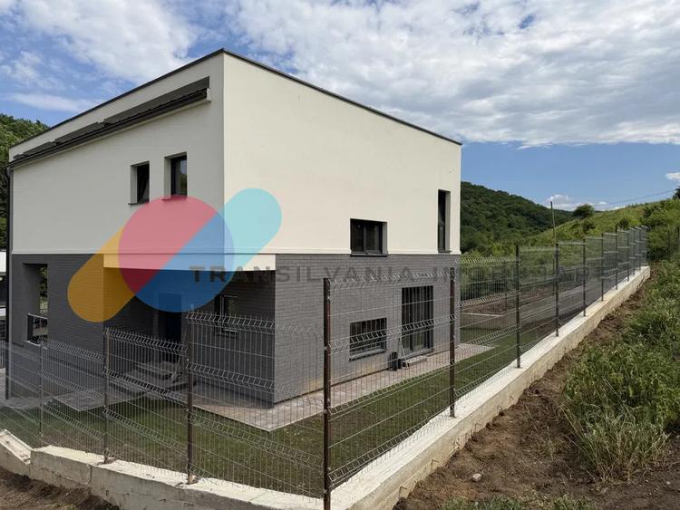 Casă individuală 200 Mp | Zonă exclusivă de case | Valea Garbaului