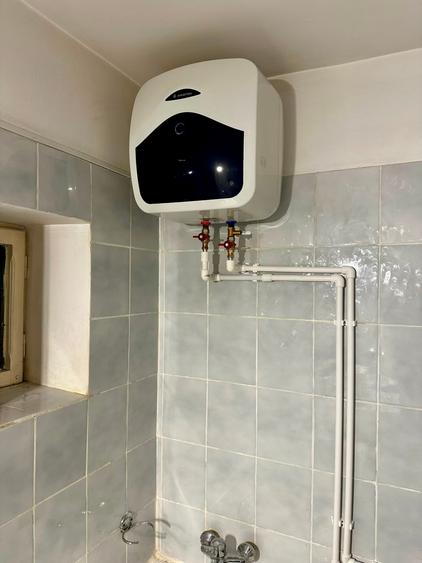 UNIRII GARANTI BANK, inchiriere 2 camere 68mp,mobilat si utilat