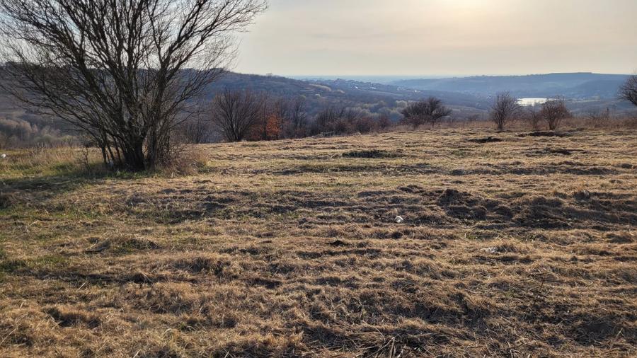 Teren in Oradea-zona Dealuri (din Gh.Doja)
