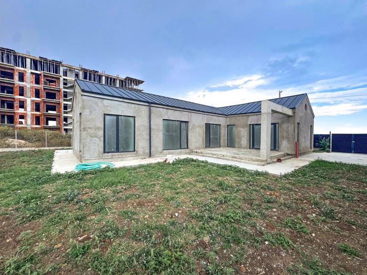 Casa individuala noua | Techirghiol | Curte 600 mp | Poarta acces auto