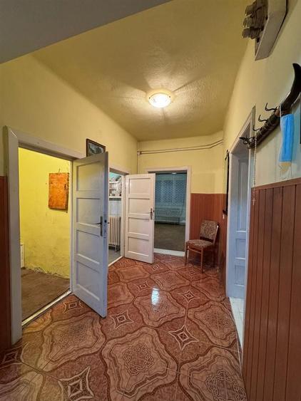 Casa de vanzare zona Velenta