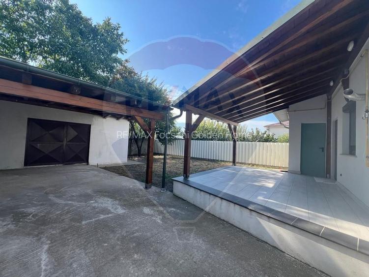 Casa 4 camere Focsani str Militari - 9