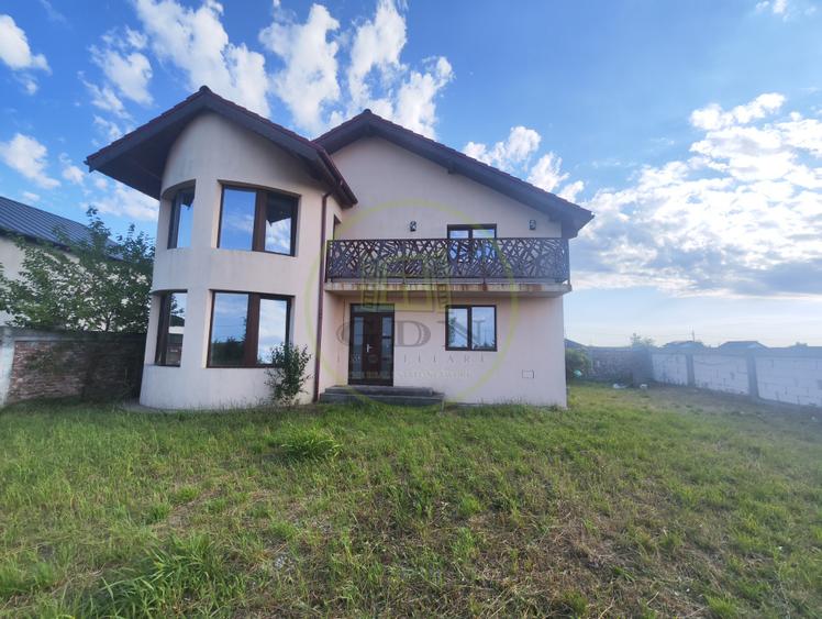 Casa 4 camere, teren 500 mp, Ghercesti, zona Aeroport